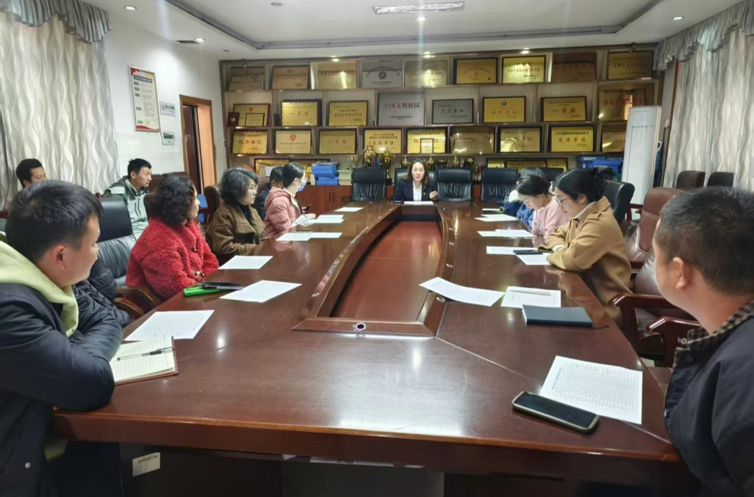 石鼓区人民路小学：阳光体测悦动童年，健康成长用心护航