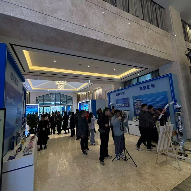 第二届合成生物制造创新创业大赛硬核来袭，现场前沿探索天马行空～