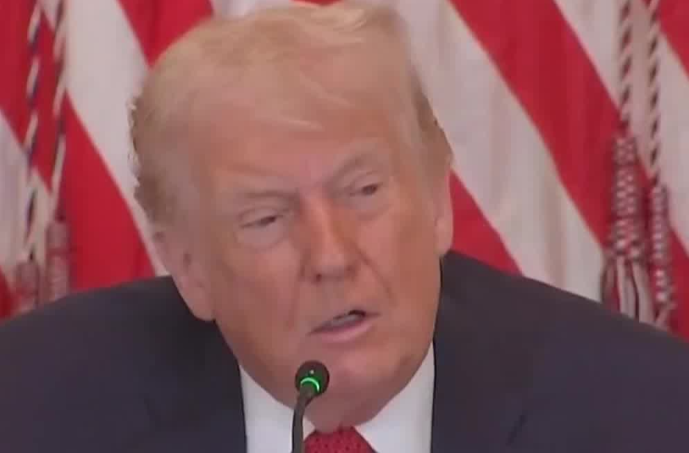 为了格陵兰特朗普再挥关税大棒：“不支持我的话就加征关税”