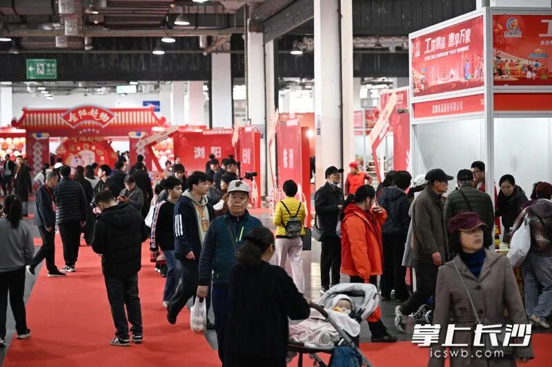 烟火中升腾新潮年味，这场大集很“懂你”