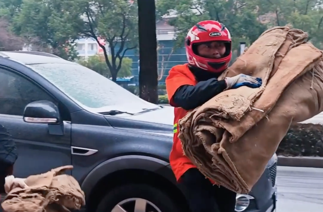 不慌！常德城区开展低温雨雪冰冻天气应急演练