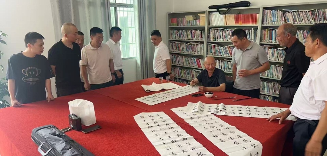 屋场变“主场”，养老有“搭子”！汨罗市将幸福“集中”在老人身边