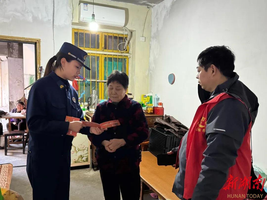 消防“敲门”送安全 雁峰区全方位筑牢冬季“防火墙”