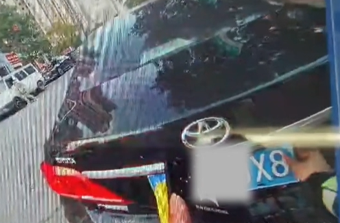 磁铁改数字、胶带改字母？长沙交警：当场识破！拿下！