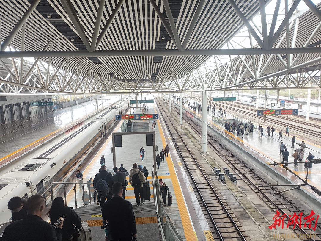 衡阳东站2026年春运大幕将启 多项便民举措温暖旅客归途