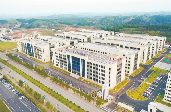 向新而行·湖南经济新动能丨郴州：心怀“锂”想 “链”成未来