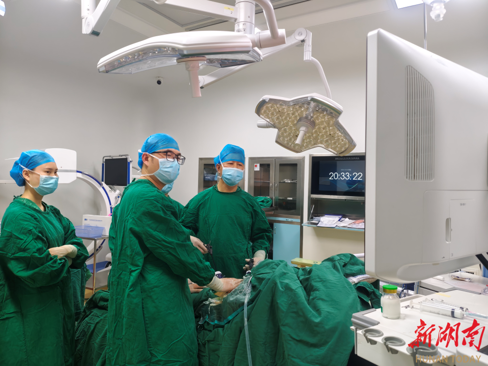 宁远县人民医院多学科联合成功完成高难度复合手术