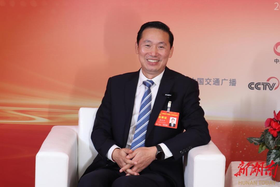 省人大代表谢良琼：以“下一代”技术为笔，绘就世界级输变电产业集群新图景