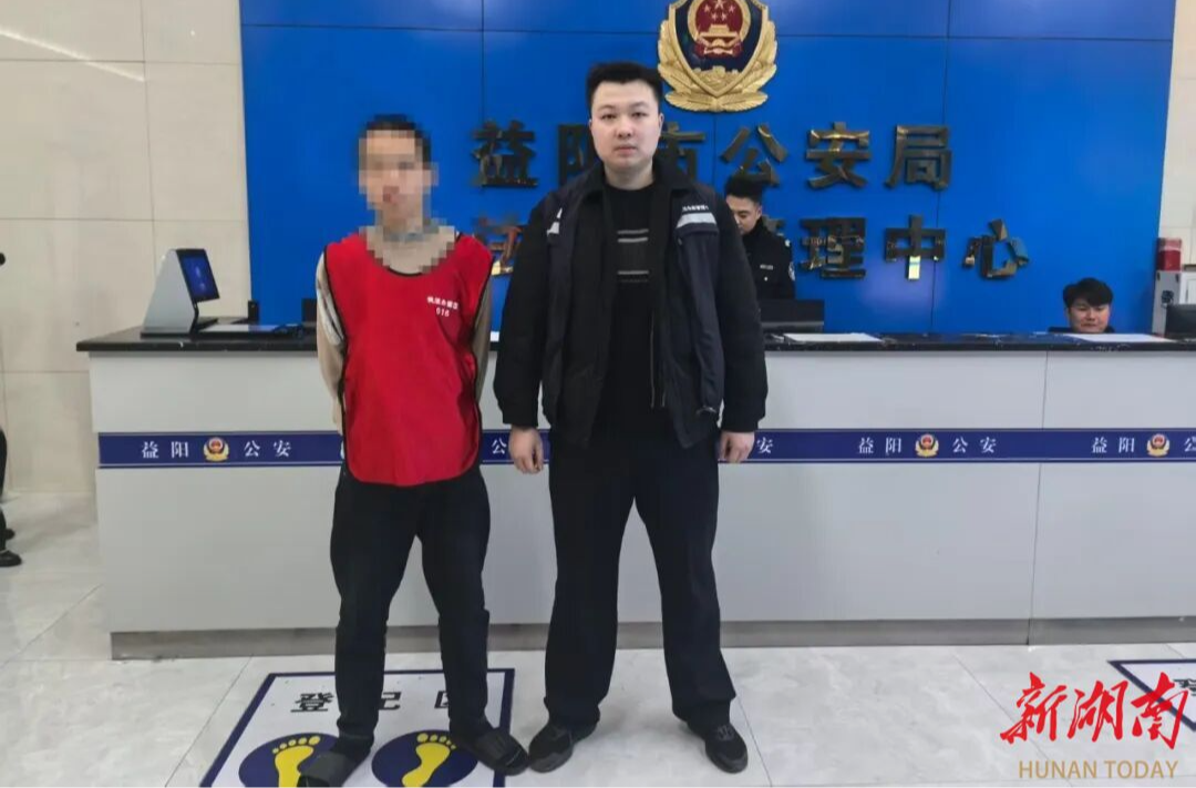 男子深夜“拉车门”盗走约3000元财物，赫山公安提醒：别给小偷“送年货”！