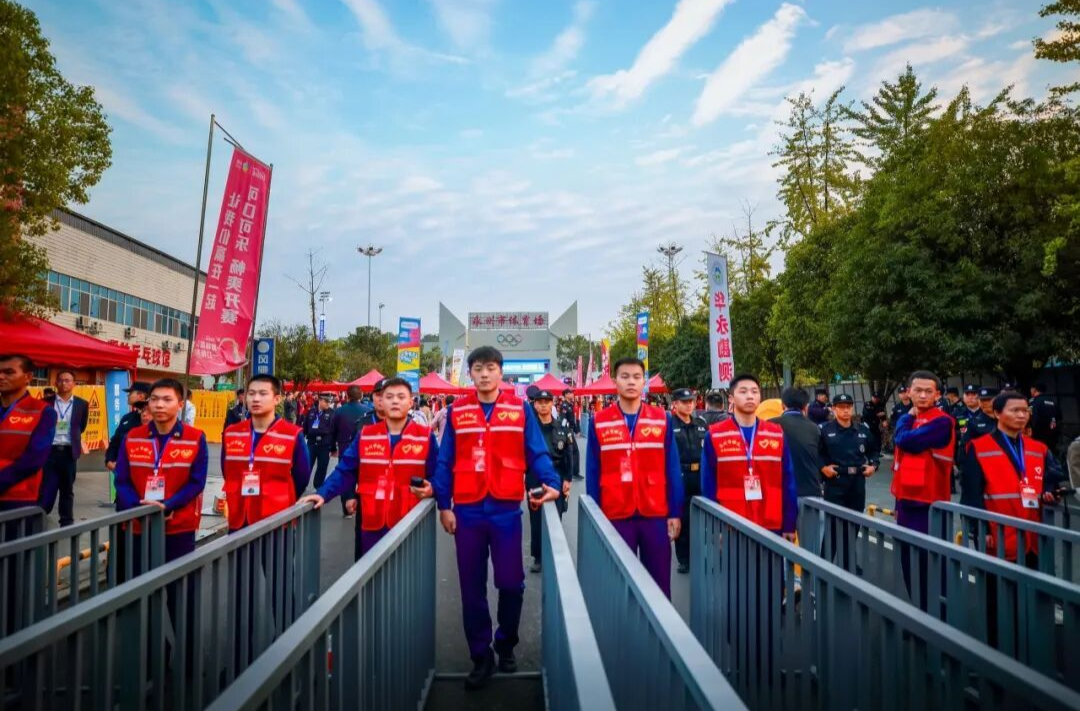 有困难，找“橙友”——永州“橙友”志愿救援服务队书写为民服务新篇章@湖南日报