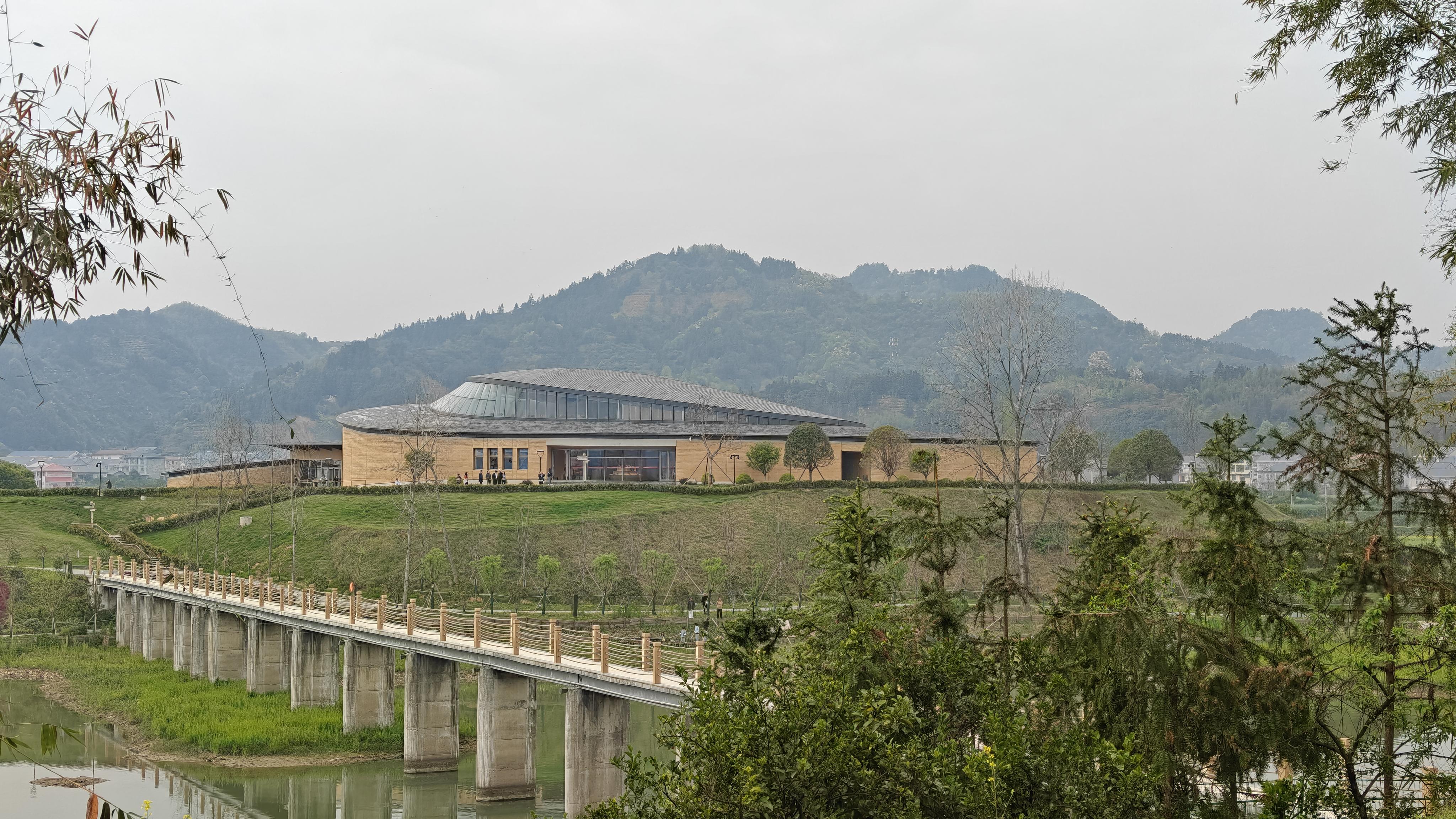 怀化代表团全团建议：支持将高庙遗址纳入中华文明探源工程及加快国家考古遗址公园挂牌