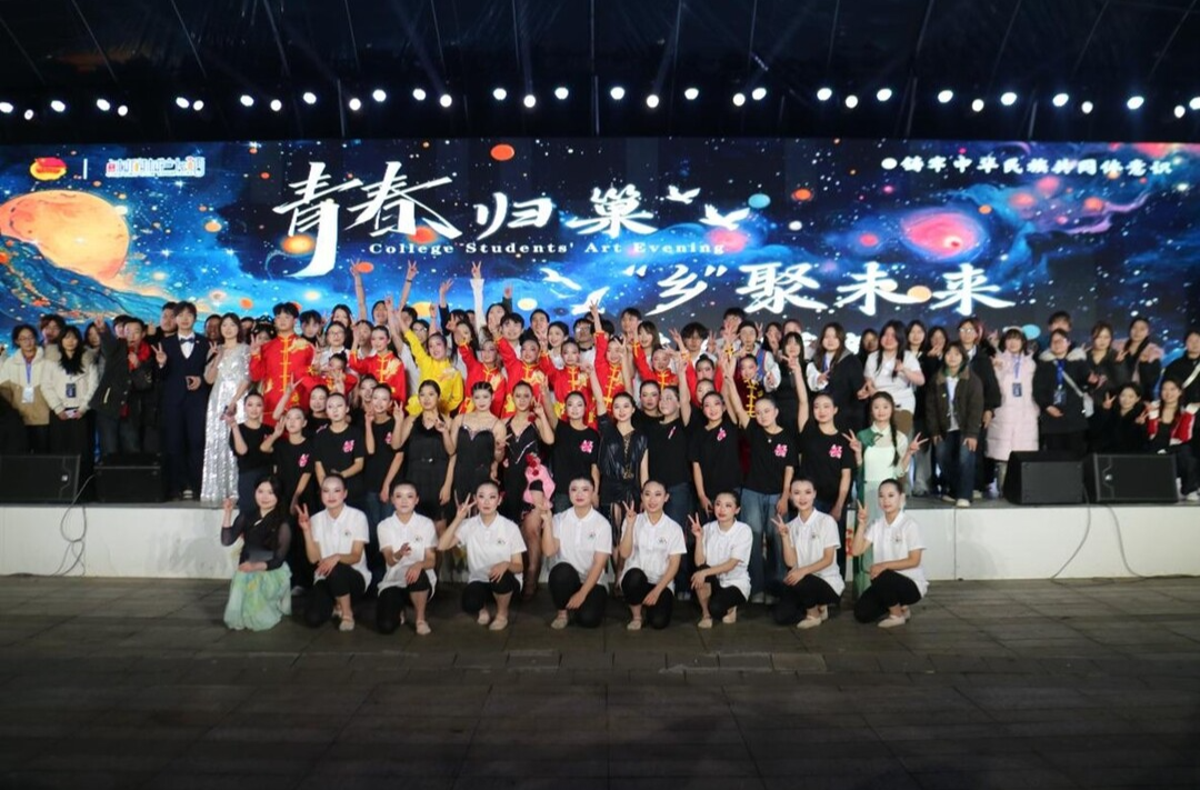 保靖归巢青年，以文艺赴家乡之约