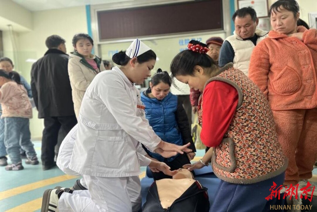 永州市中心医院走进社区举办“国际带状疱疹关注周”健康促进活动