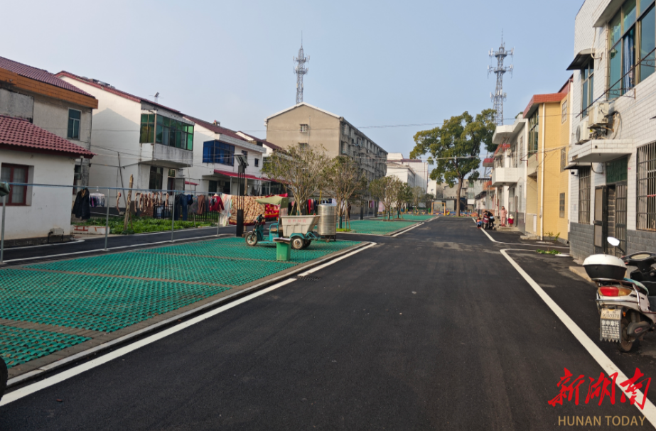 湖南日报市州头条|大通湖区老旧小区“破茧焕新” 累计改造76个老旧小区，惠及1.1万户居民