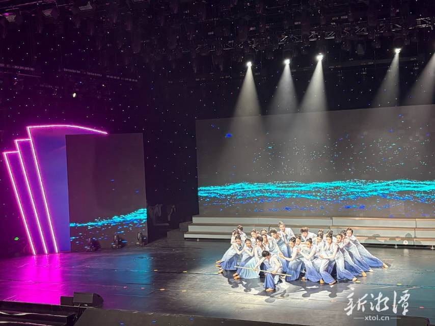 “我爱湘潭我的家”乐湘潭之月秀越开心·百姓大舞台“星光达人秀”决赛举行