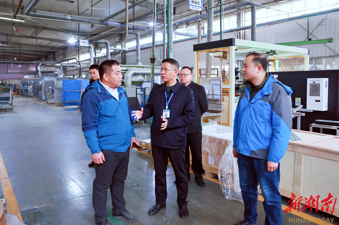 永州经开区：汤小兵检查安全生产工作并开展春节走访慰问