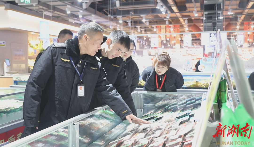 护航节日消费秩序 怀化市市场监督管理局开展春节前市场价格专项检查