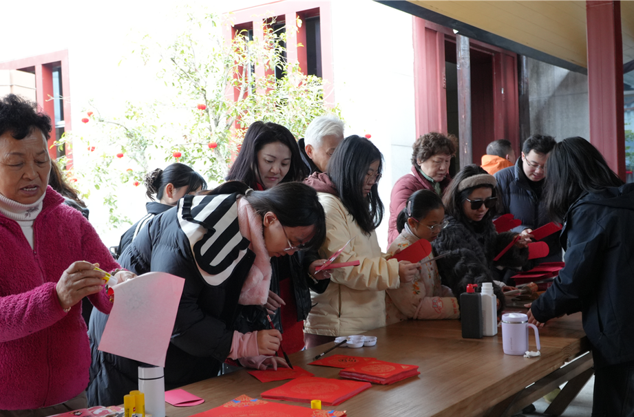 龙山：春节打卡博物馆 多彩活动润民心