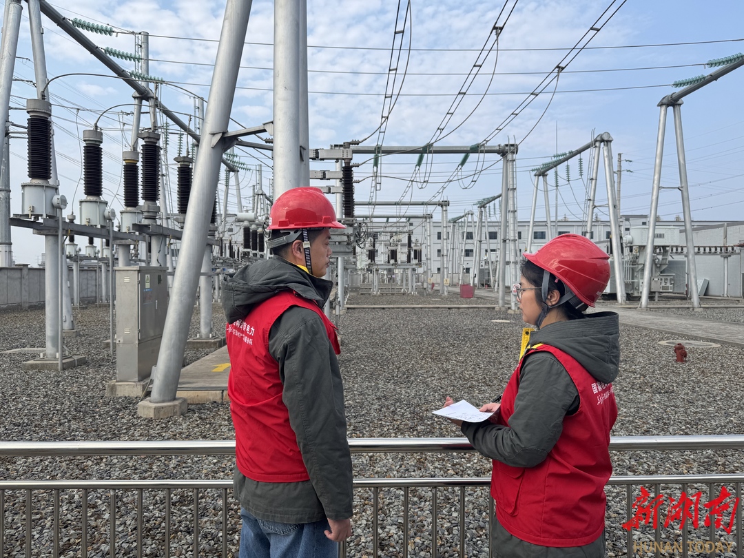 春节服务不打烊 长沙“电雷锋”为企业生产“注满电”