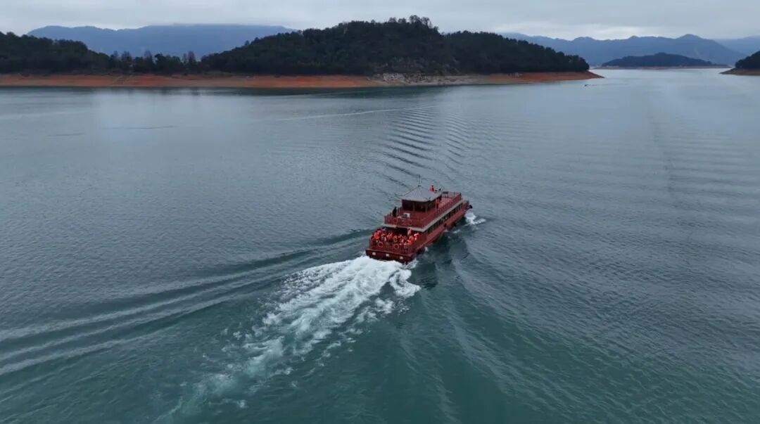 当好东道主 办好旅发会 | 白廊环湖沿线：春节晴日迎客来 湖光山色醉游人