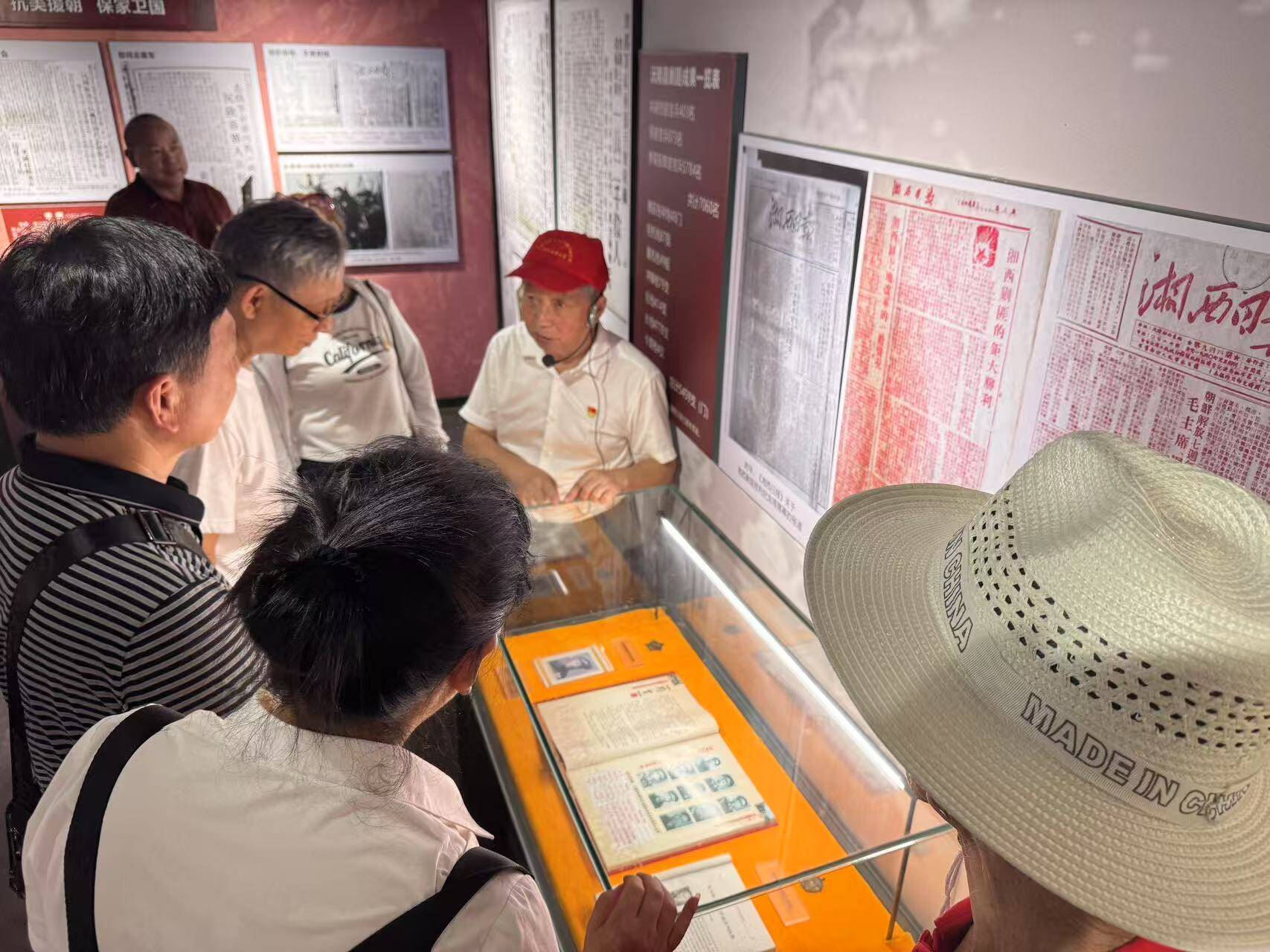 ​新春走基层 | “只要走得动，我就不会停下”——七旬宣讲员向显桃的红色人生