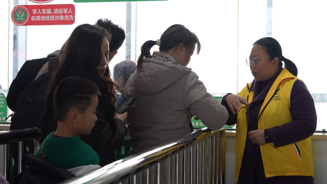 春运返程暖意浓！北湖全力护航旅客安全出行