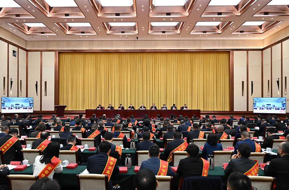 全省促进民营经济发展壮大暨企业服务年行动部署大会召开 沈晓明讲话 毛伟明主持