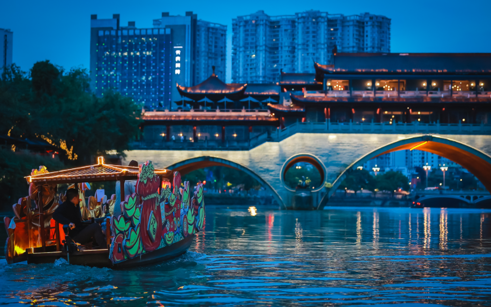 三湘时评丨反向过年，激发我省文旅消费新活力