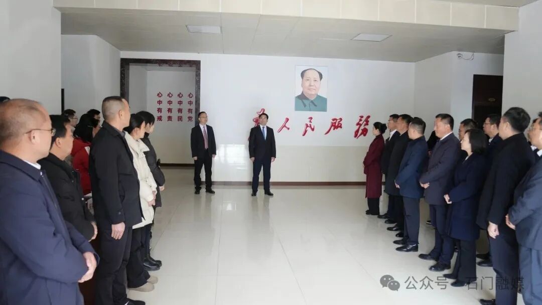 石门：李长春、张世田走访慰问干部职工