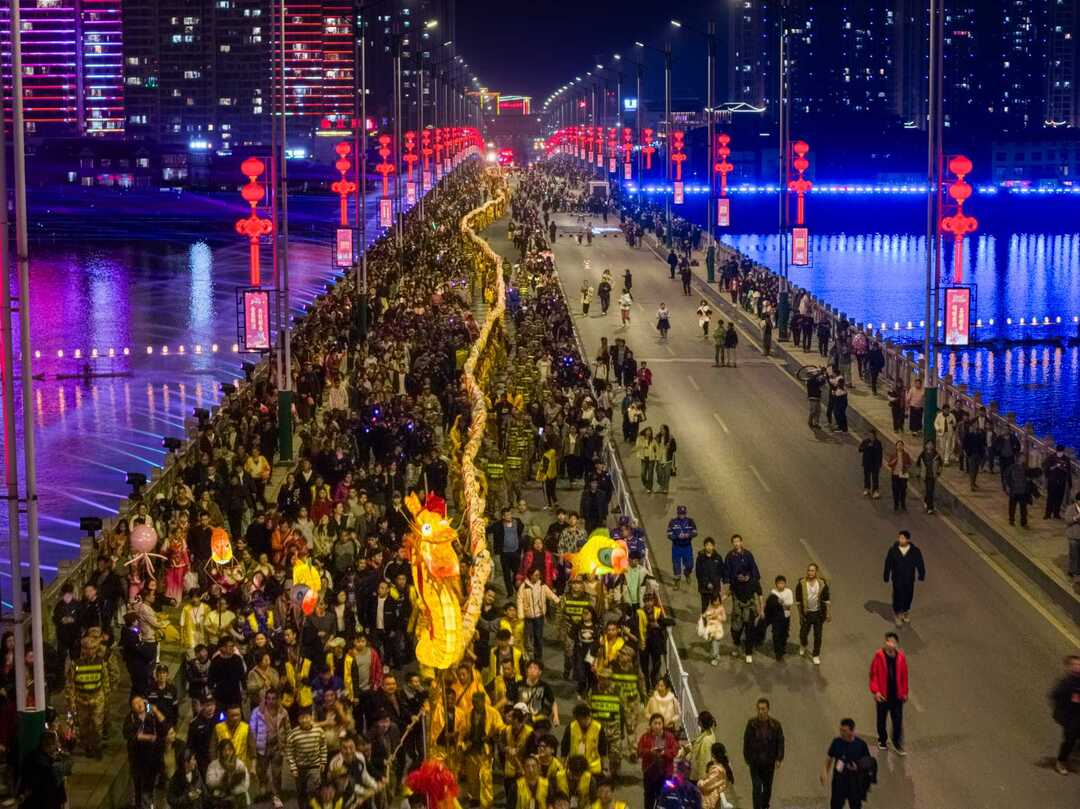 新春走基层丨非遗龙灯里的文明答卷