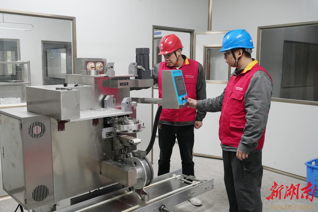 元宵飘香生产忙，国网衡阳供电公司护航老字号企业“开门红”