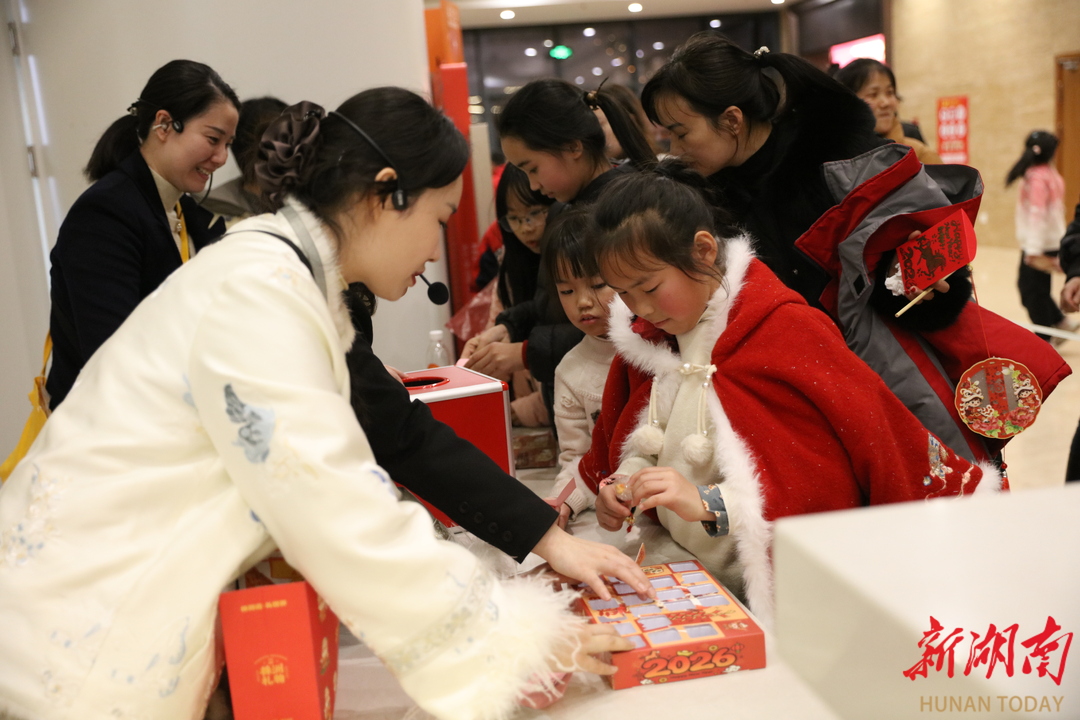 株洲博物馆开展奇妙夜之上元嬉游记活动