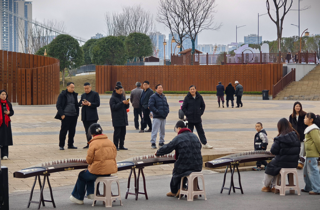 美育公益 文艺惠民 民间志愿演出奏响“榆树湾”文旅新乐章