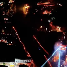 第九届桃源沙坪上元节，上万支蜡烛点亮夜空