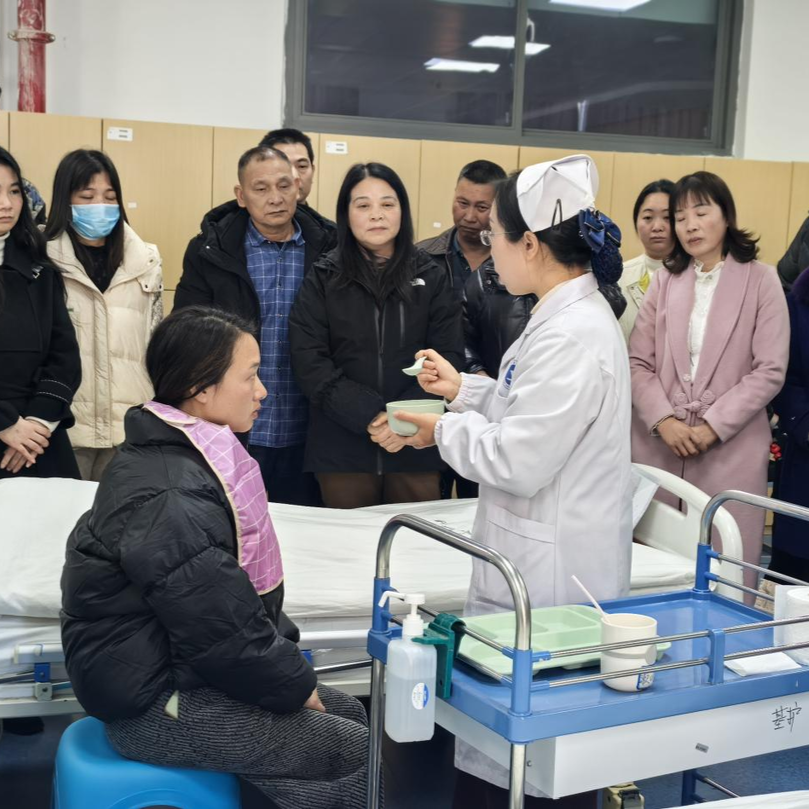 培训结业即上岗，益阳医专医疗护理员如何成就业市场“香饽饽”？