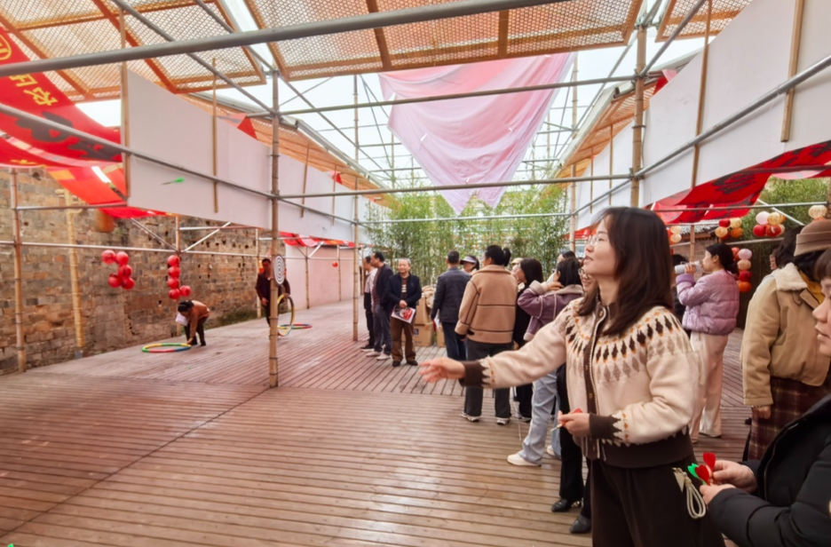 巾帼聚力绽芳华！怀化市发展改革委（市国动办）举办妇女节主题活动