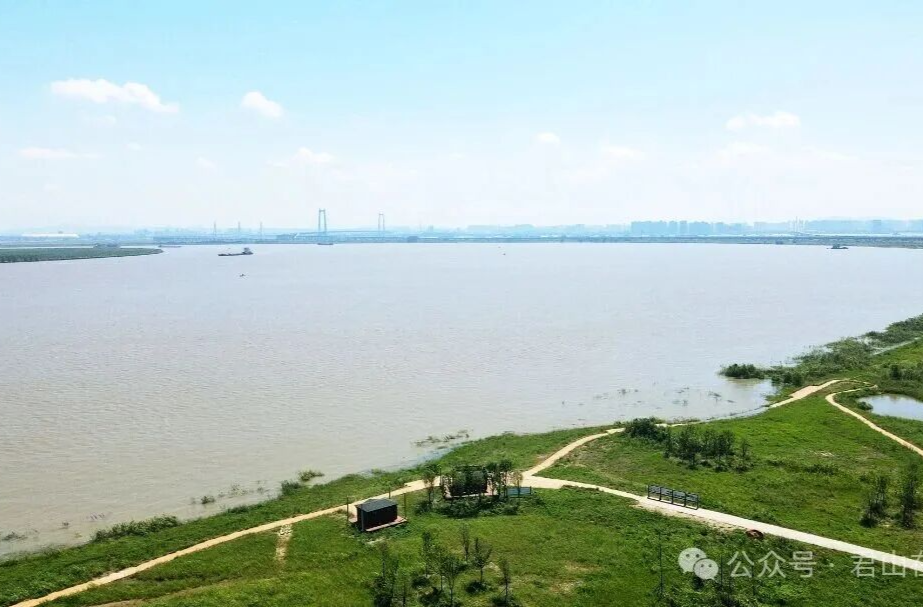 三十而立·岁与君和③｜一江碧水映初心，看君山如何蝶变