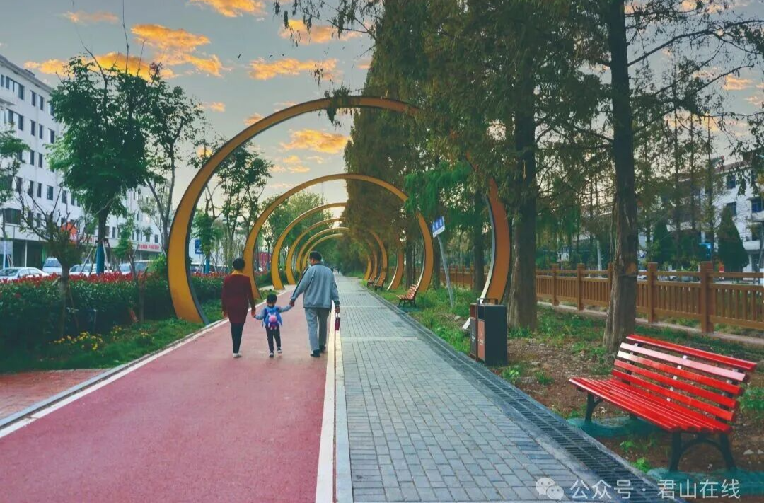 三十而立·岁与君和⑦ | 路见君山：柳毅东路的蝶变，藏着城市的民生温度