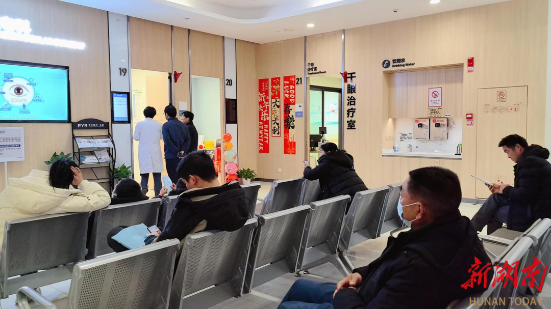 春日花粉“扰眼”！医生教你科学防护过敏性结膜炎