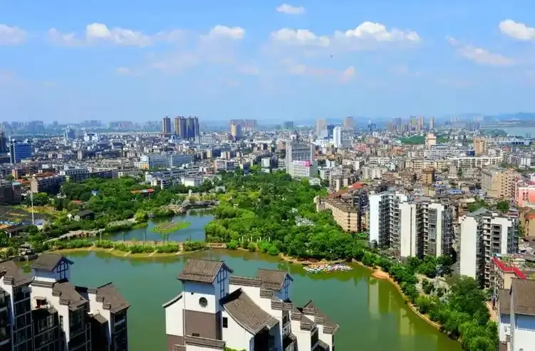 奋进莲城·潭企有为⑳丨跑出项目建设加速度 雨湖区铺排重点项目134个