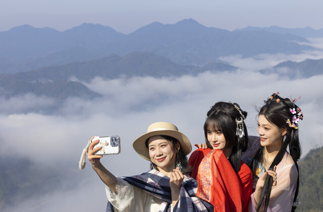 来洪江古商城，赴一场云海与朝阳的浪漫之约！