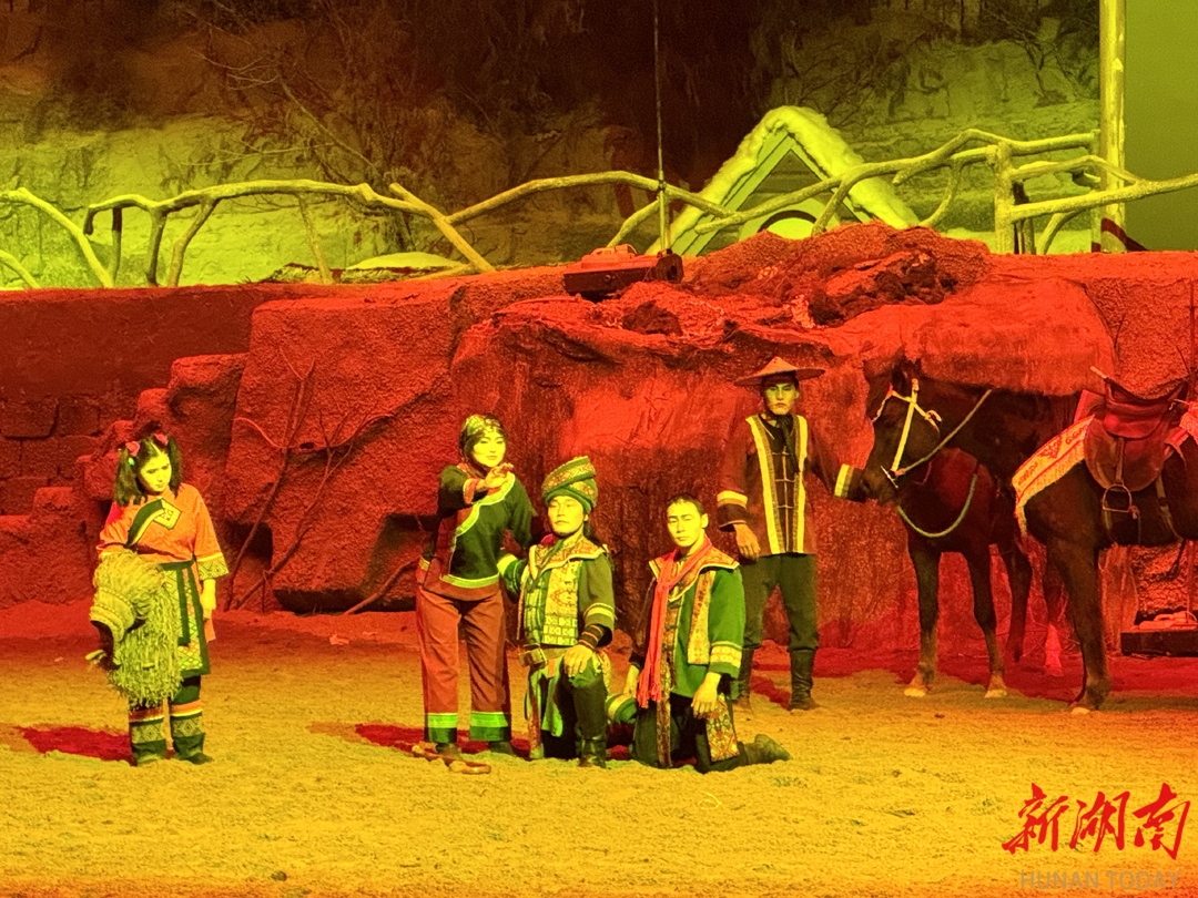 《茶马雄风》升级首演启幕 中蒙联袂演绎茶道传奇