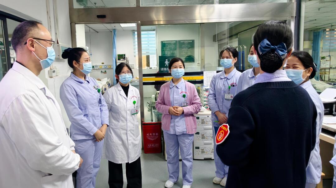 湖医总医院心脏重症监护室CCU专科叙事领读实践提升服务温度