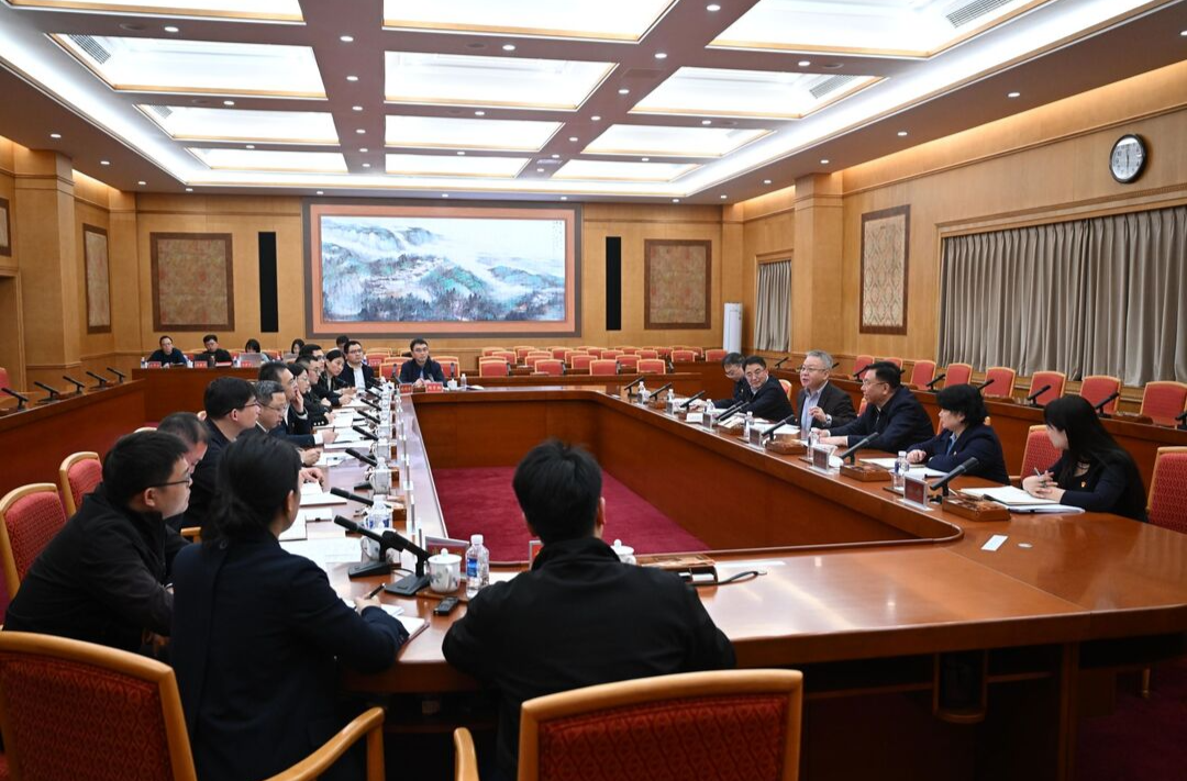 沈晓明参加省委办公厅秘书一处党支部组织生活会