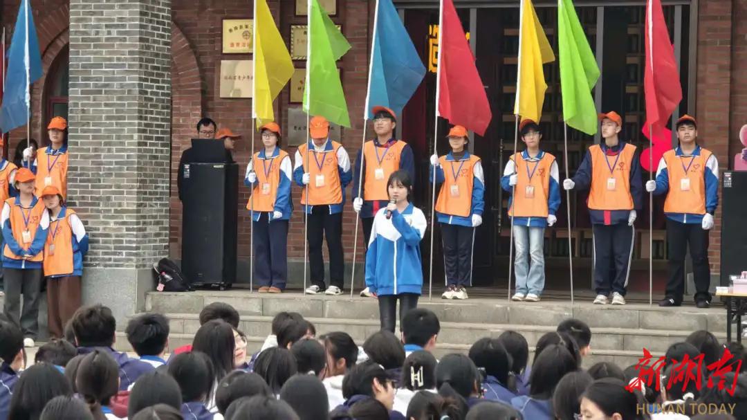 走出课堂，亲近自然 千余学子徒步雁峰区花溪山林乐享春光