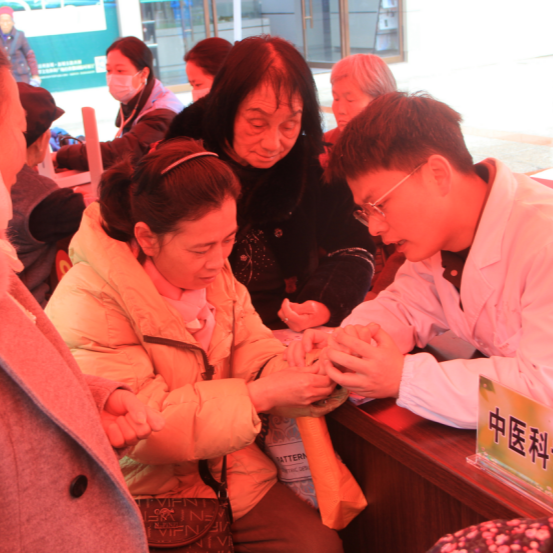 义诊进广场！这个医院为群众送上“睡眠宝典”
