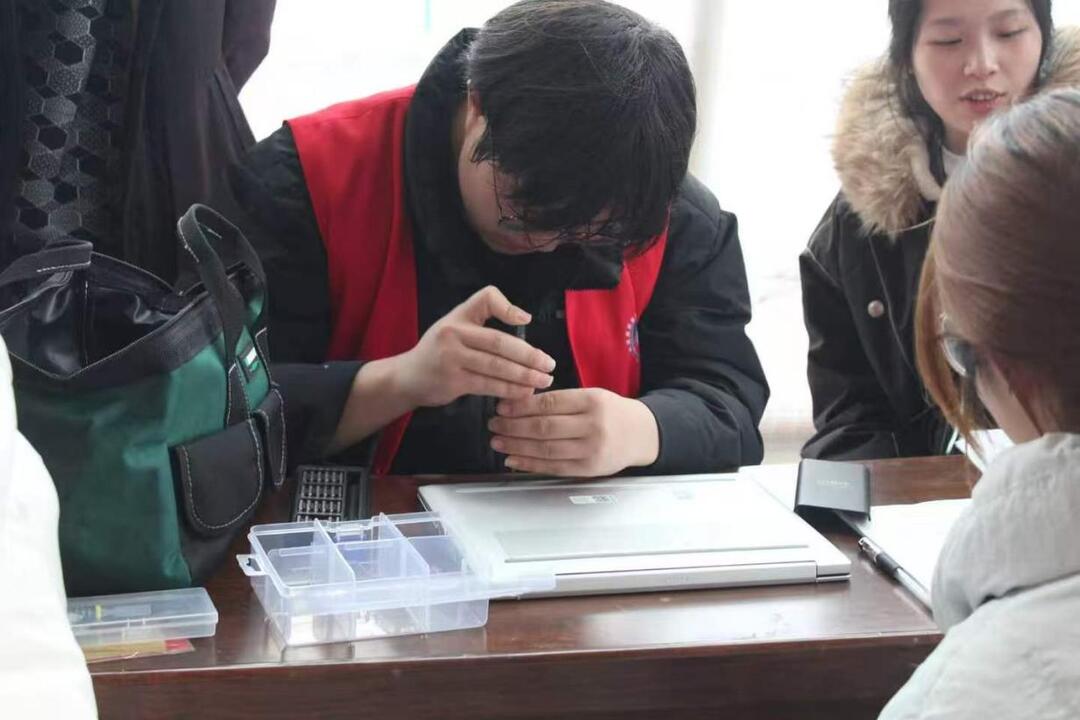 长沙商贸旅游职院：用专业技能续写新时代雷锋故事