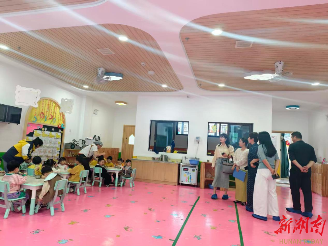 严把审核关！荷塘区开展普惠性托位入托补助复核工作