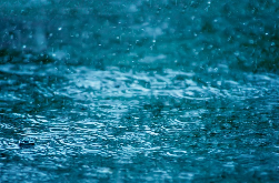南方大范围降雨持续 北方多地气温波动中上升