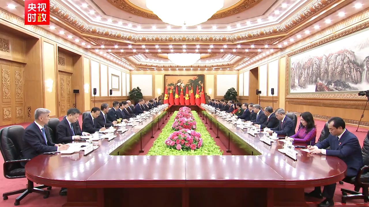 习近平同苏林会谈：愿同越方秉持初心 赓续友谊 团结协作 相互支持